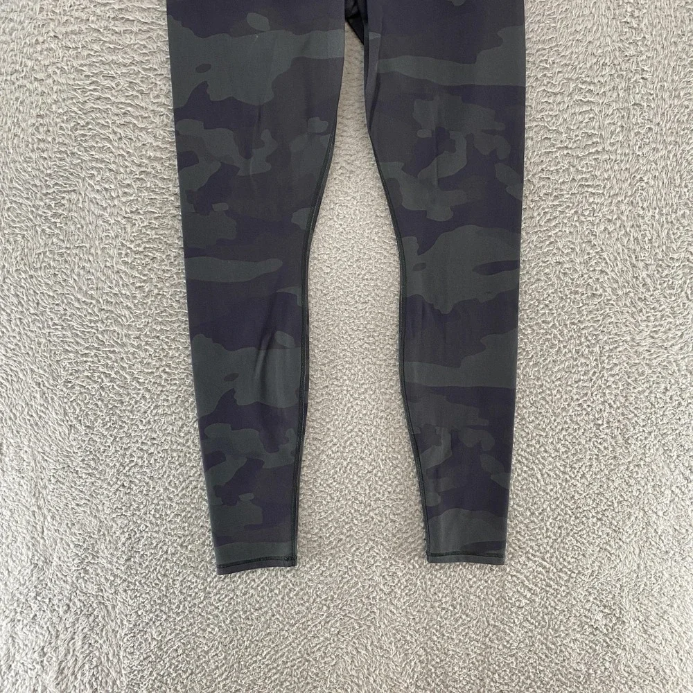 Alo Yoga Airbrush Leggings Womens‎ Small Camo High Waist Workout Stretch